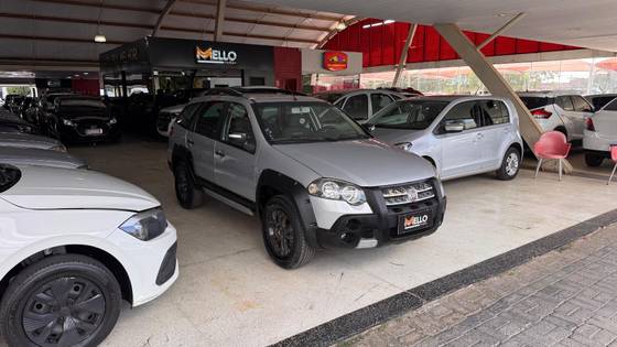 FIAT PALIO 1.8 MPI ADVENTURE WEEKEND 8V FLEX 4P MANUAL FIAT PALIO 1.8 MPI ADVENTURE WEEKEND 8V FLEX 4P MANUAL